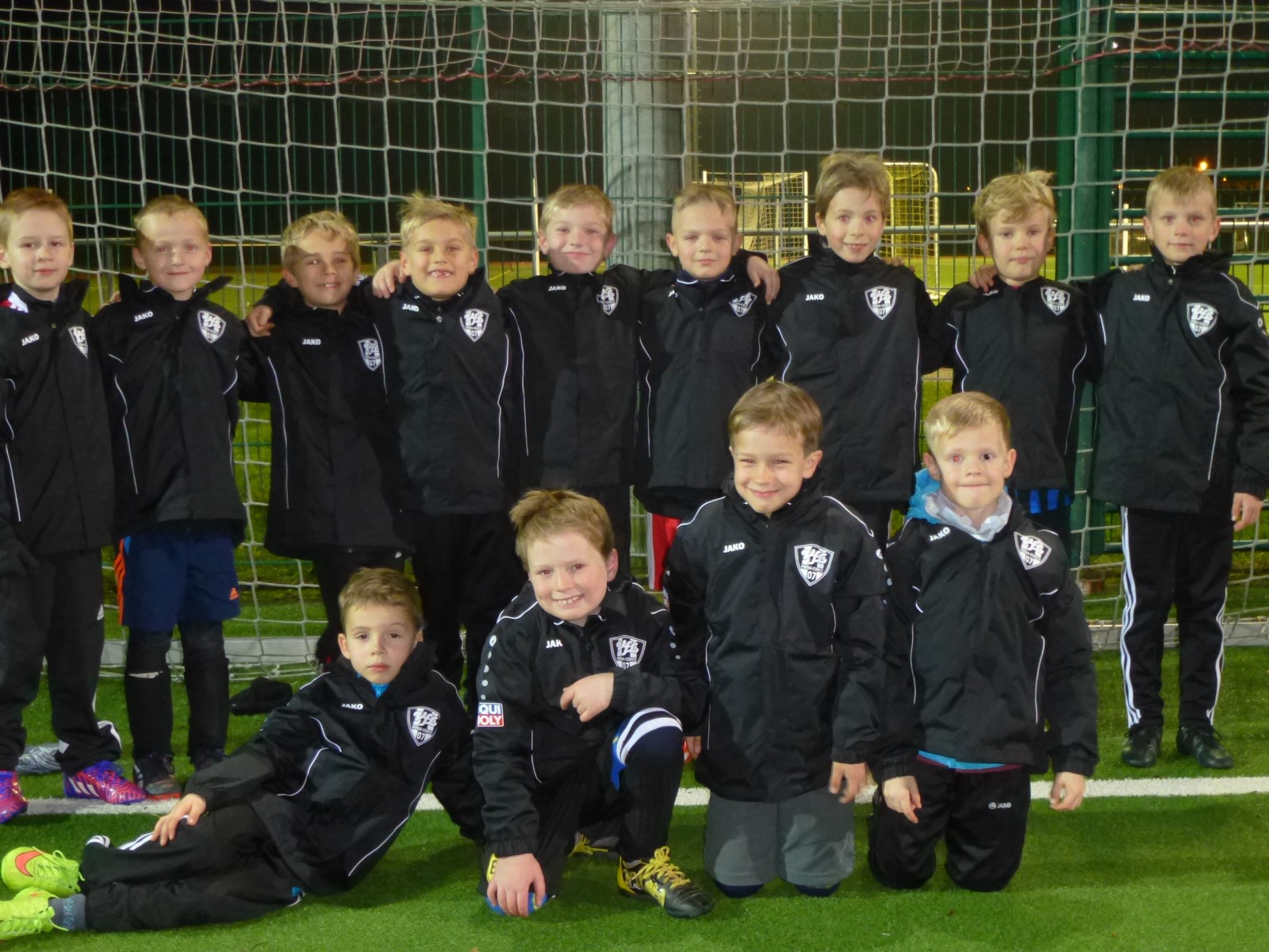 Die F2- und F3-Junioren des VfL in der Saison 2015/2016. Foto: VfL