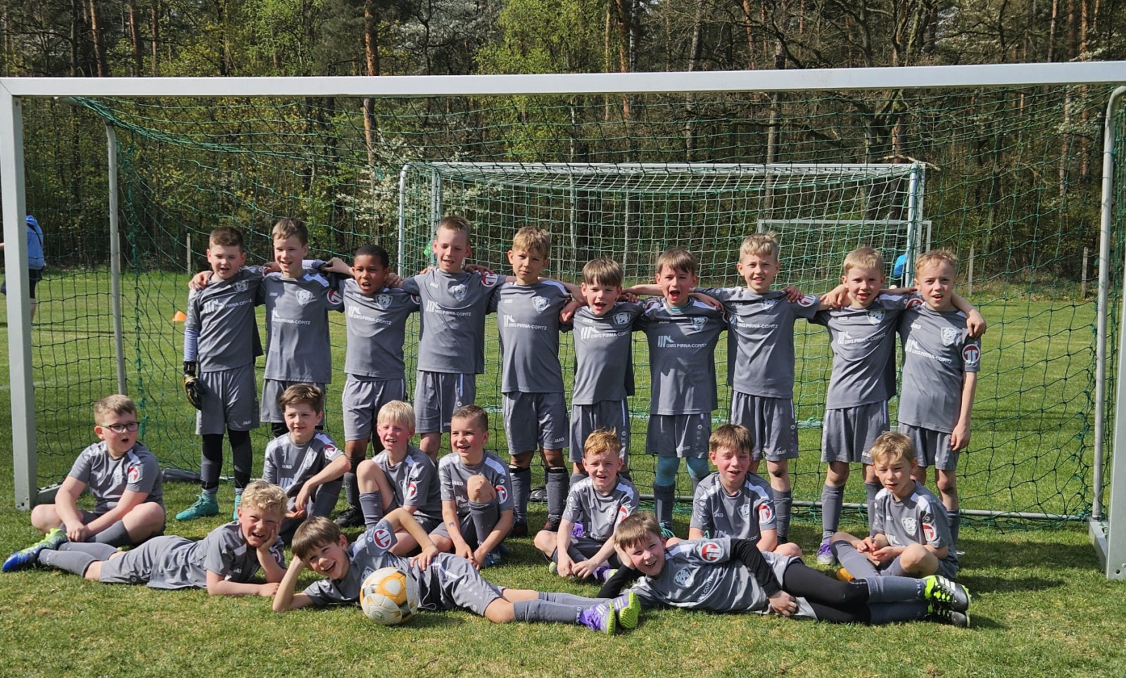 Mit Freude dabei: die F-Junioren 2025/2026 des VfL. Foto: VfL