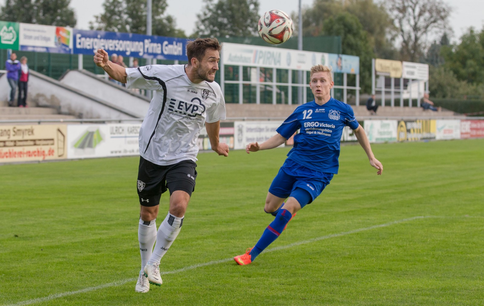 Trifft gerne mal per Kopf: VfL-Defensivspezialist Richard Lätsch. Foto: Marko Förster