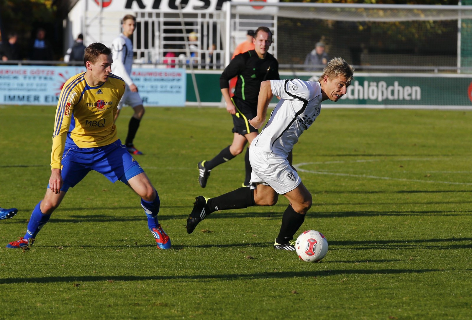 VfL-Goalgetter Ronny Kreher kämpft sich nach vorne. Foto: Marko Förster