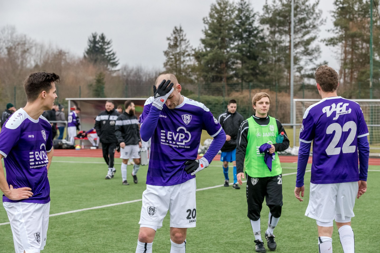 Enttäuscht: Niederlagen schmecken dem VfL-Team nicht, der Blick geht schnell nach vorne. Foto: Marko Förster