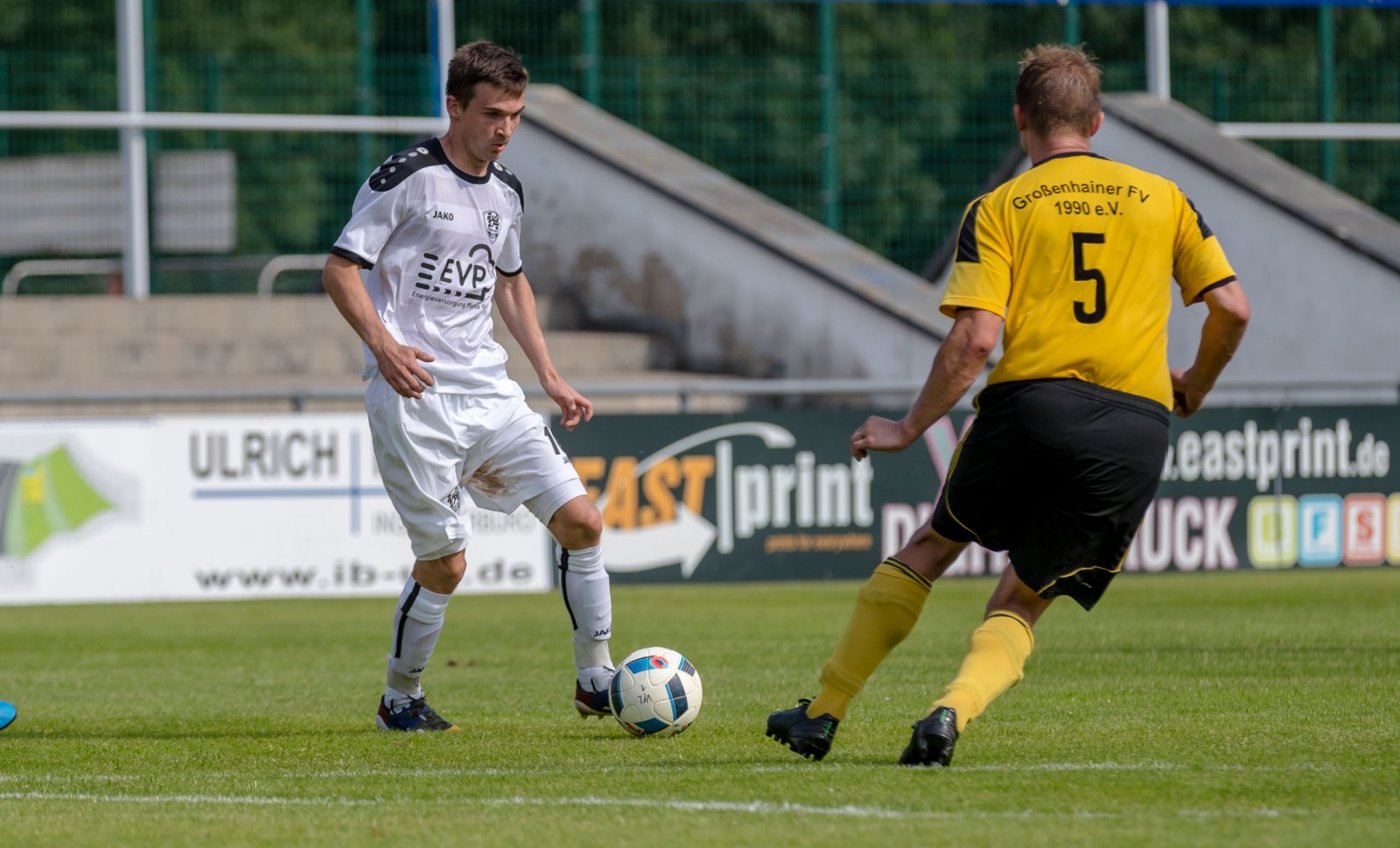 Sucht die Lücke: VfL-Offensivspieler Martin Schmidt. Foto: Marko Förster