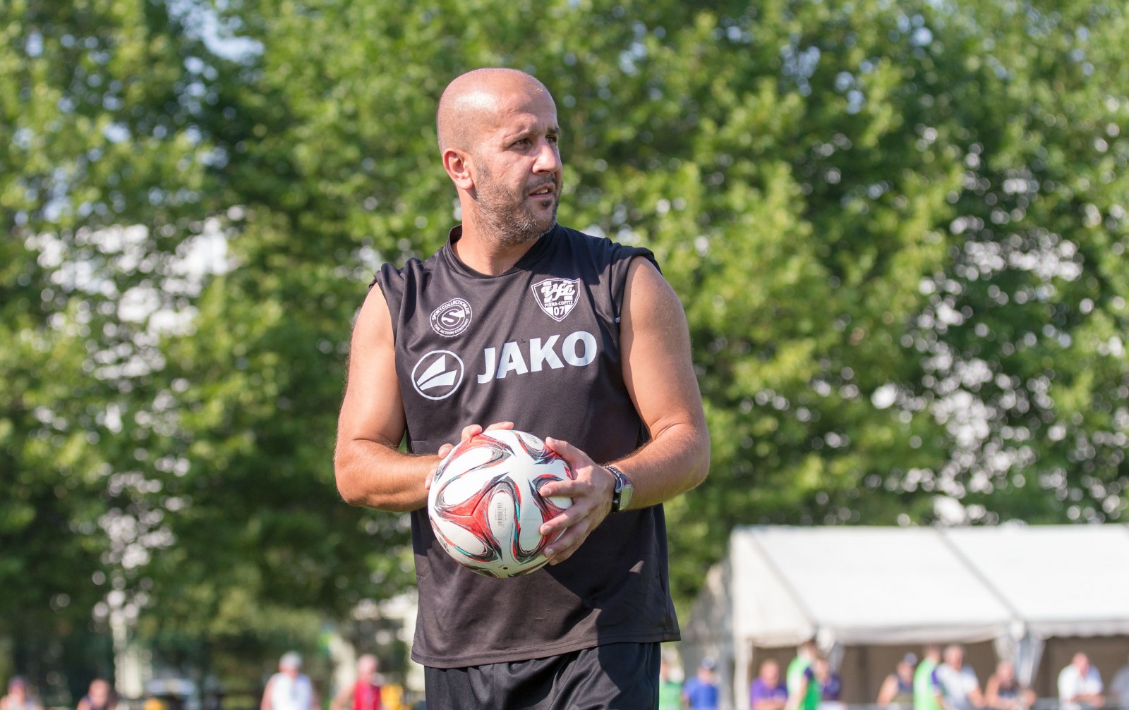 Völlig fokussiert: VfL-Trainer Elvir Jugo. Foto: Marko Förster