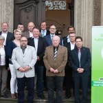 Jörg Oßmann vom VfL Pirna erhält den DFB-Ehrenamtspreis 2016. Foto: SFV