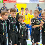 Voller Freude zur Siegerehrung: die F-Junioren des VfL Pirna-Copitz. Foto: Marko Förster