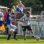 Tänzchen an der Außenlinie: Christoph Hartmann vom VfL Pirna. Foto: Marko Förster