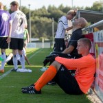 Enttäuscht: Nach einer Niederlage sind VfL-Coach Elvir Jugo (hi.) und VfL-Keeper Christian Tietz (vo.) verärgert. Foto: Marko Förster