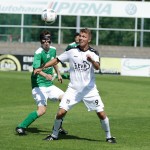 Behauptet die Bälle: VfL-Stürmer John-Benedikt Henschel. Foto: www.denistrapp.de