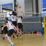 Krause (9) und Pfeiffer (1) im Angriff