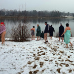 Eisbaden am Natursee: Am 8. Januar 2022 gab es sogar Schnee. Foto: VfL/rr