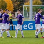 Lasst uns feiern! Die VfL-Spieler jubeln über einen Treffer. Foto: Marko Förster