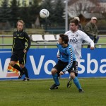 VfL-Verteidiger Johannes Hartmann drängt zum Ball. Foto: Marko Förster