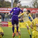 VfL-Angreifer Florian Müller ist aufgrund seiner Größe und Kopfballstärke häufig ein Zielspieler im Strafraum. Foto: Marko Förster