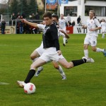 VfL-Stürmer Marcel Kleber zieht kraftvoll ab. Foto: Marko Förster